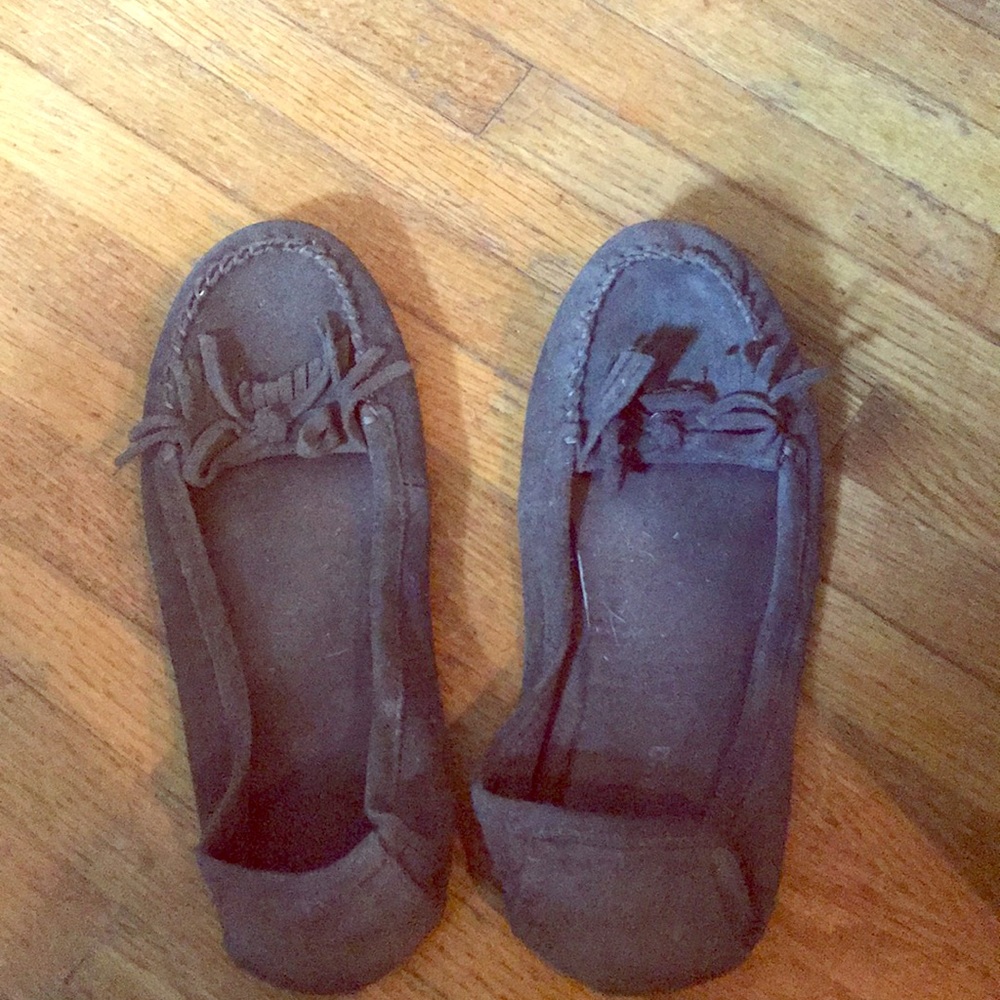 Minnetonka moccasins Sz 9 1/2
